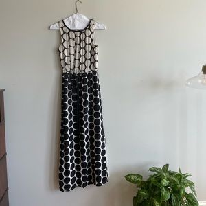 LOFT black and white patterned maxi dress. Size 0.